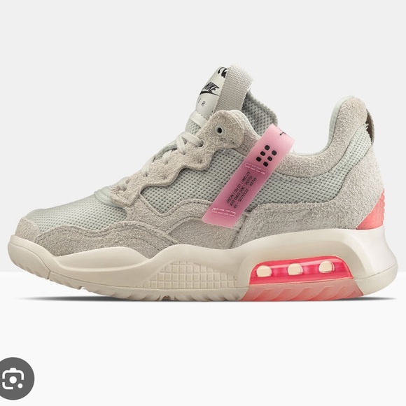 Jordan - Picture 1 of 6